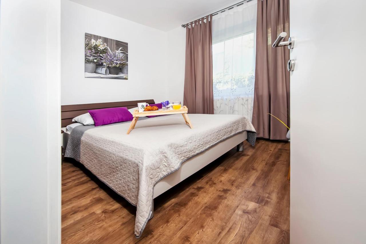 Apartment & Rooms Graciela Rovinj Eksteriør billede